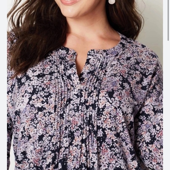 J. Jill Pintucked V-Neck Floral Knit Tunic Top Sz XS - Picture 2 of 10